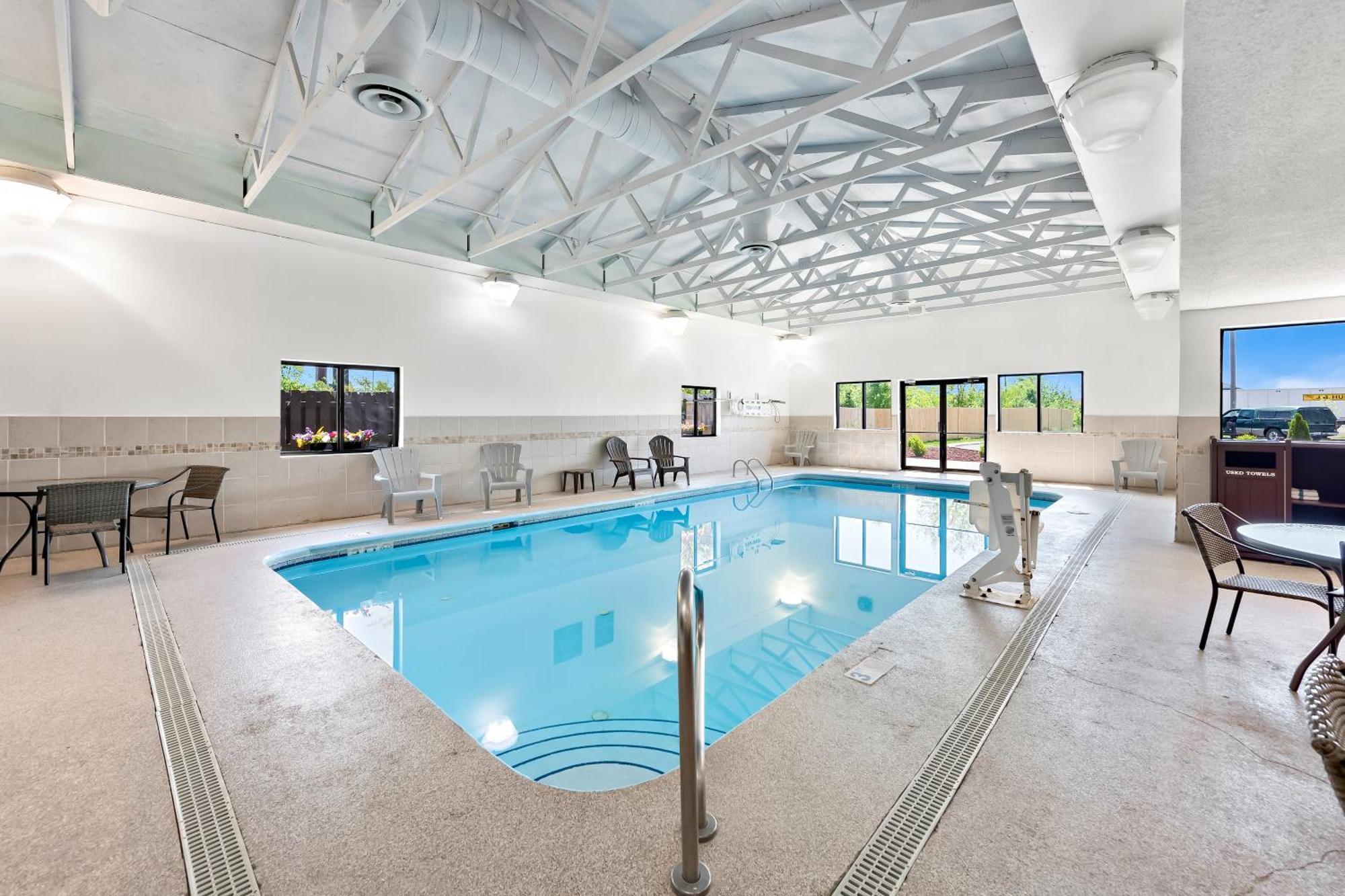 Comfort Suites Columbus Zewnętrze zdjęcie