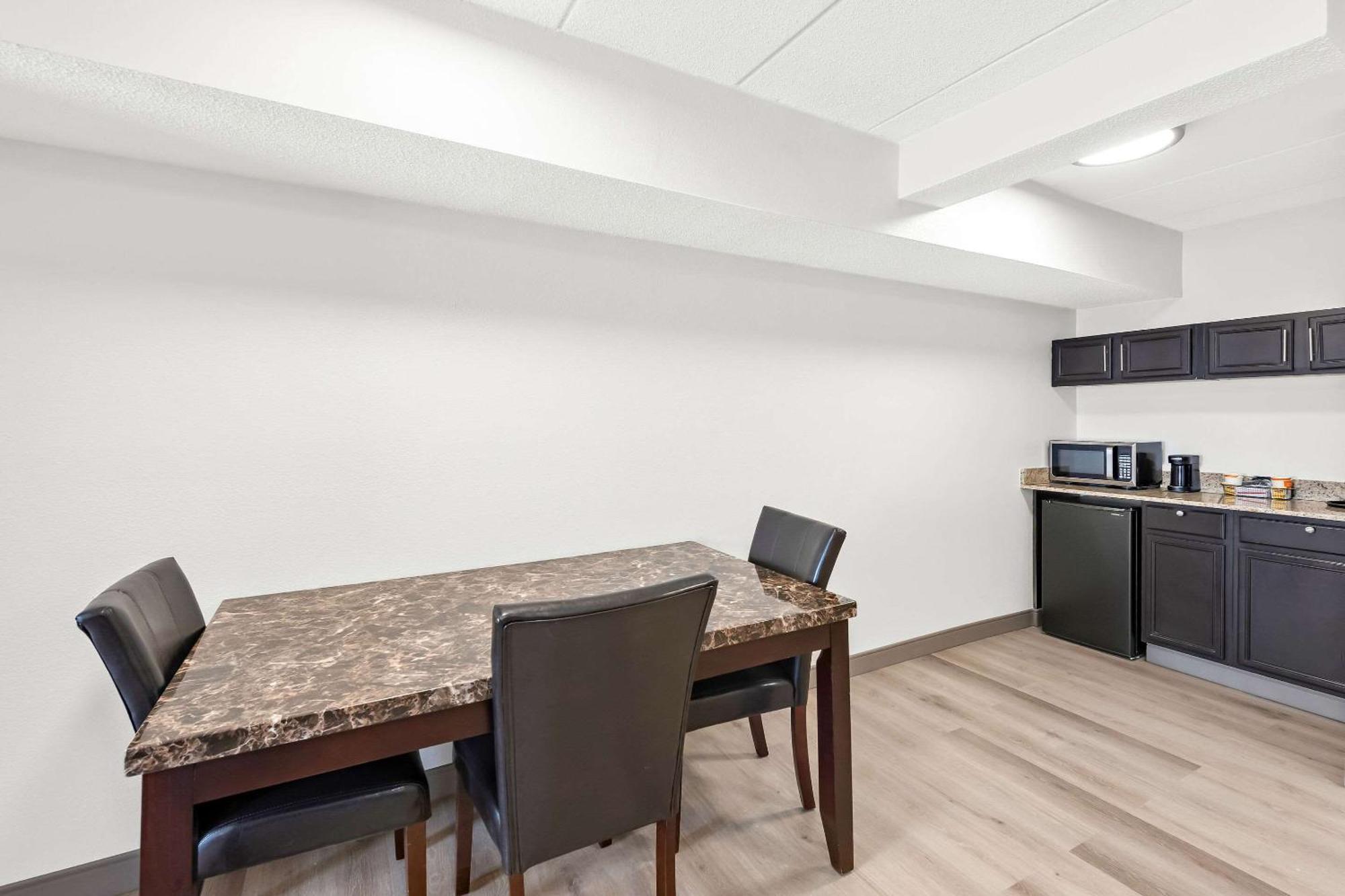 Comfort Suites Columbus Zewnętrze zdjęcie